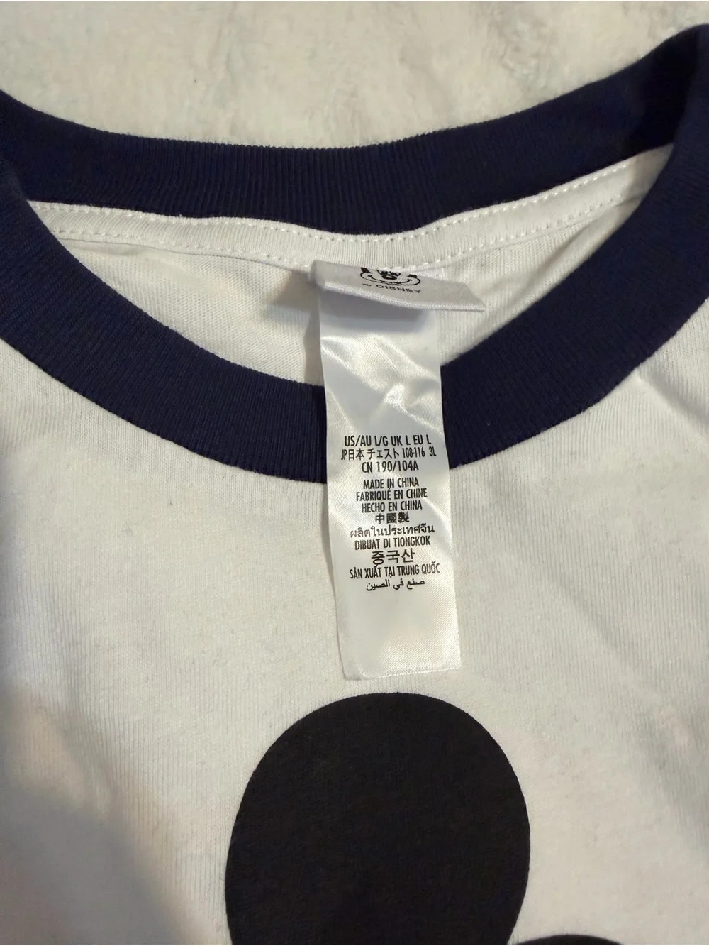 Disneyland White Mickey Mouse Graphic Tee - Picture 3 of 5